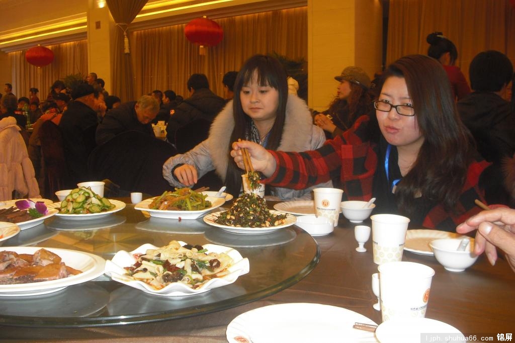 ����ʡ����������¥�黭�ᣬ�й��߲����Э�������칫��ӭ�´������2012��Ԫ��14����ʡ�����칫������