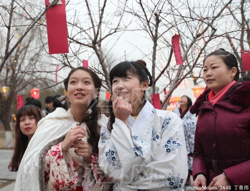 立春武汉学生祈福图片5