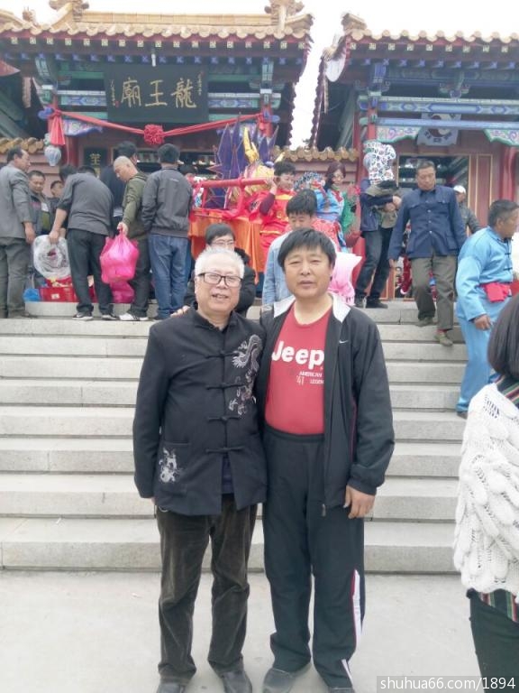 焦念良应人合房地产总经理,九顶槎山百花园主王均之邀来到石岛。